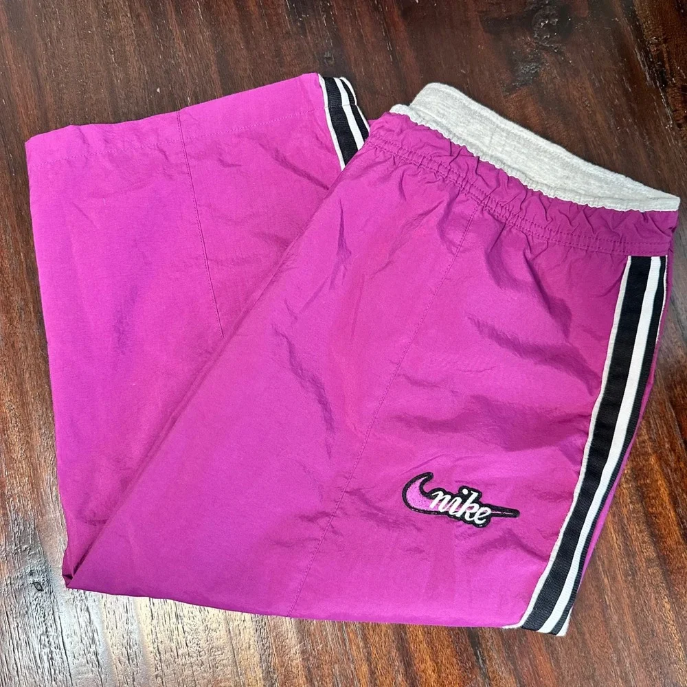 Vintage Nike Side Stripe Capri Track Pants Women XL Rasberry Purple